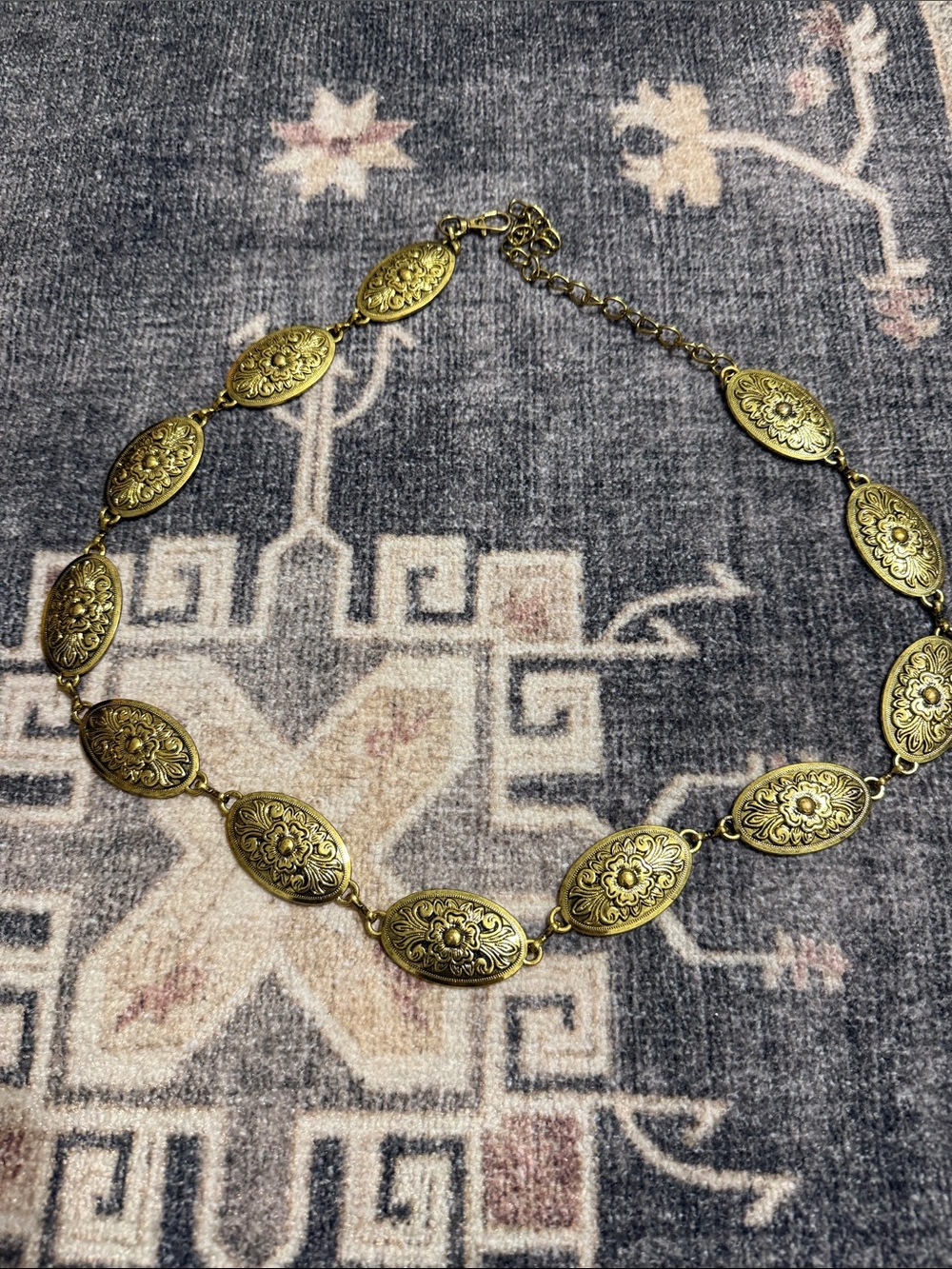 Vintage-Inspired Gold Floral Link Necklace - Women Jewelry
